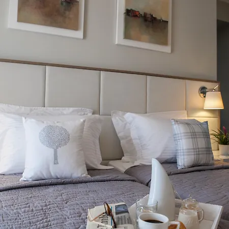 Olympic Star Aparthotel 4*