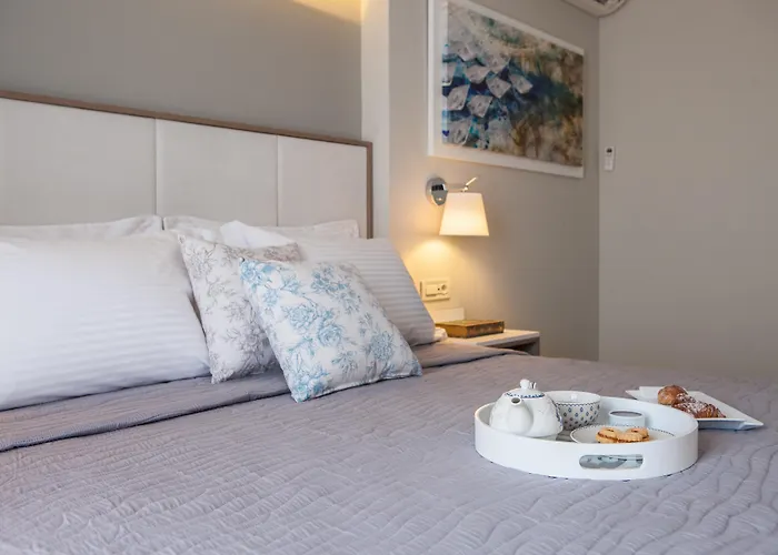 Olympic Star Aparthotel 4*